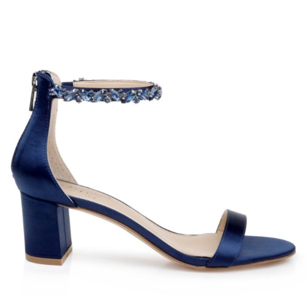 Badgley Mischka Lydia Block Sandal Size 8.5 $110
